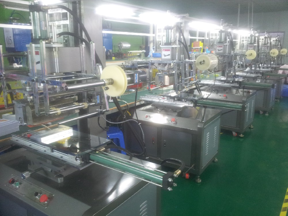 深圳客戶現(xiàn)場安裝熱轉印機